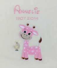 Babydecke - bestickt mit Name - Beige Giraffe rosa